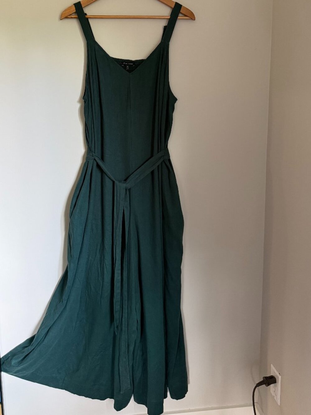 Universal Standard Promenade Linen Jumpsuit - Green - Size M (18-20)